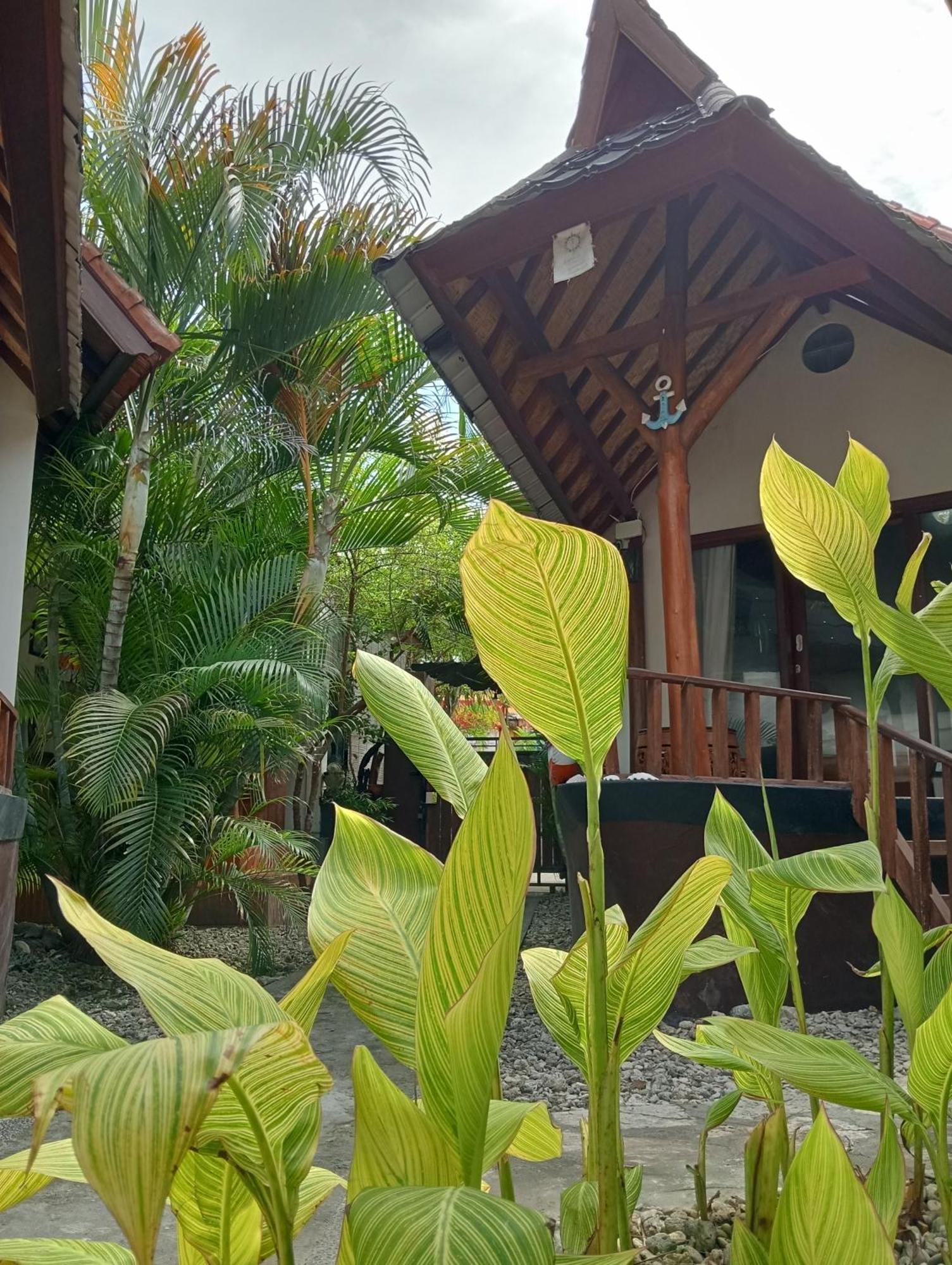 Hotel The Umah Prahu Batununggul Esterno foto